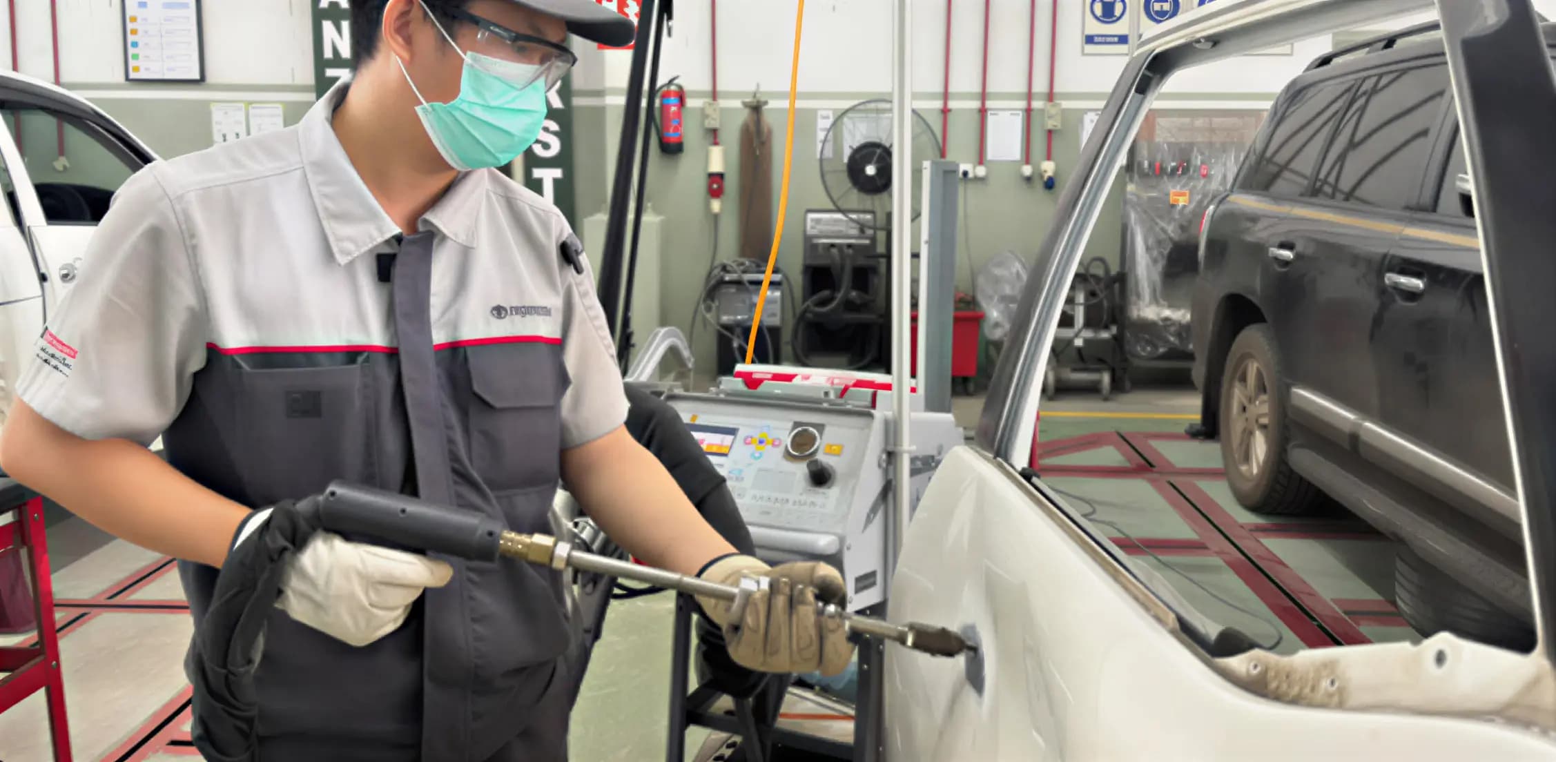 CarBodyRepairService